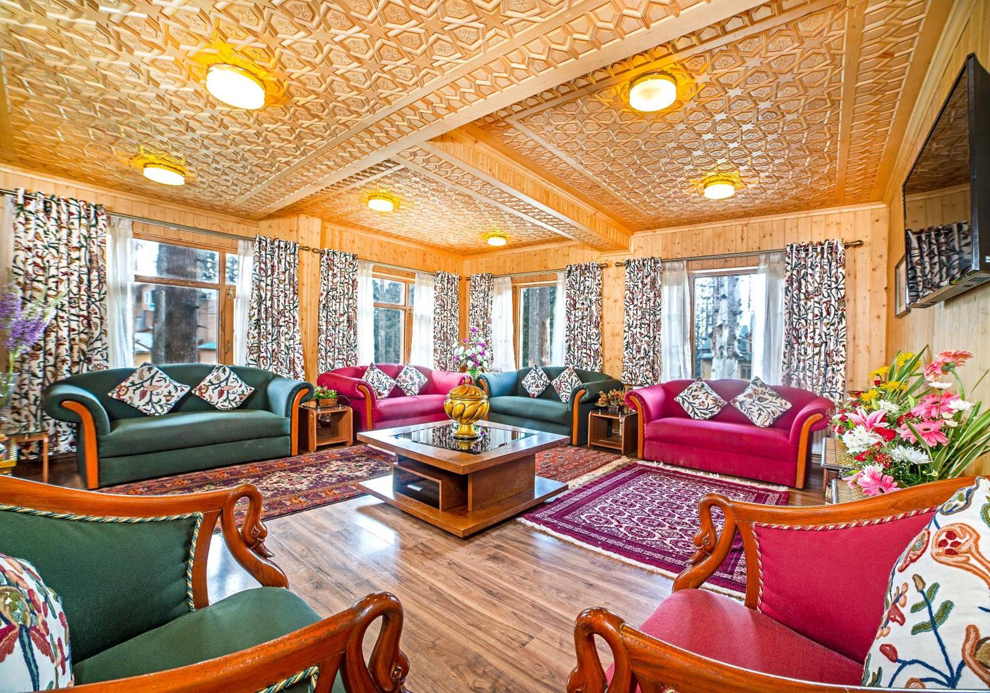 Shaw Inn By Stay Pattern Gulmarg Extérieur photo