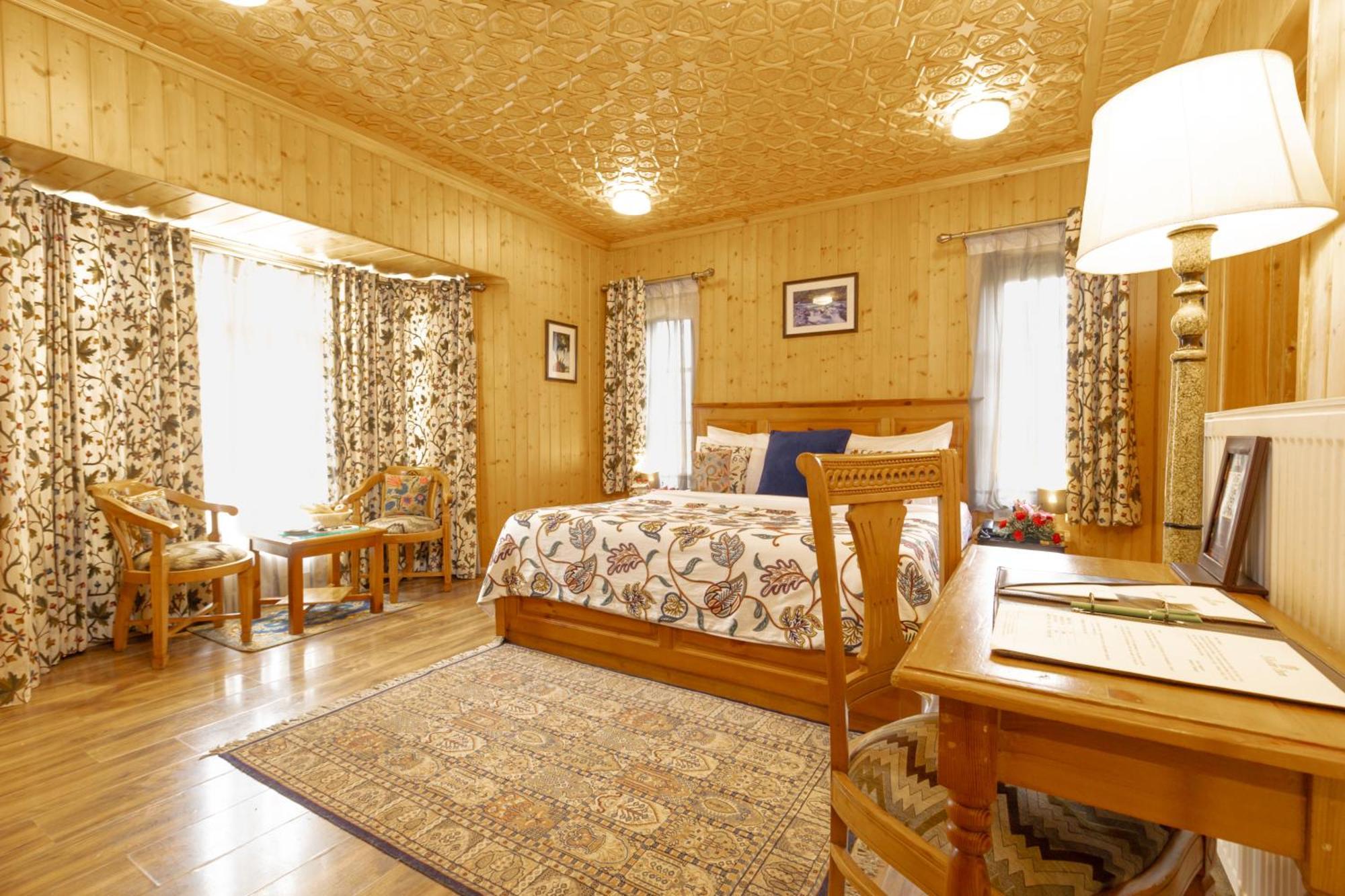 Shaw Inn By Stay Pattern Gulmarg Extérieur photo